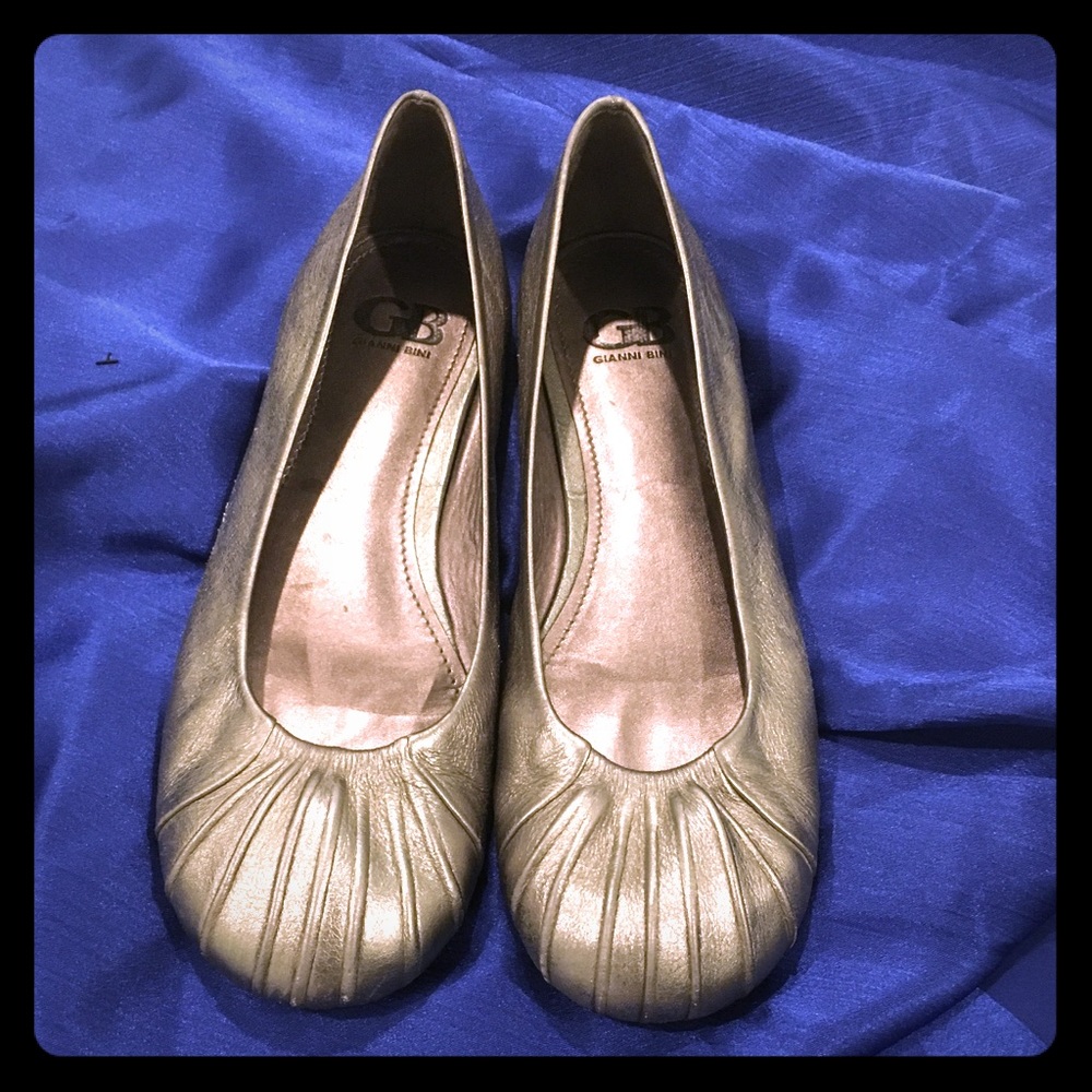 Gianni Bini Flats